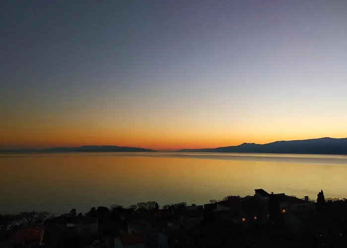 Lilly In With Amazing View 公寓