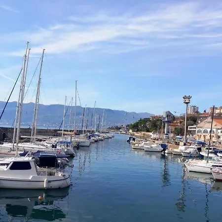 Appartamento With View In