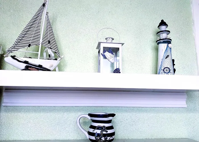 Lilly In With Amazing View *