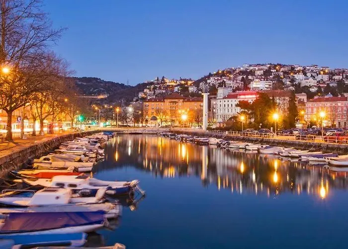 Lilly In With Amazing View * غييكا