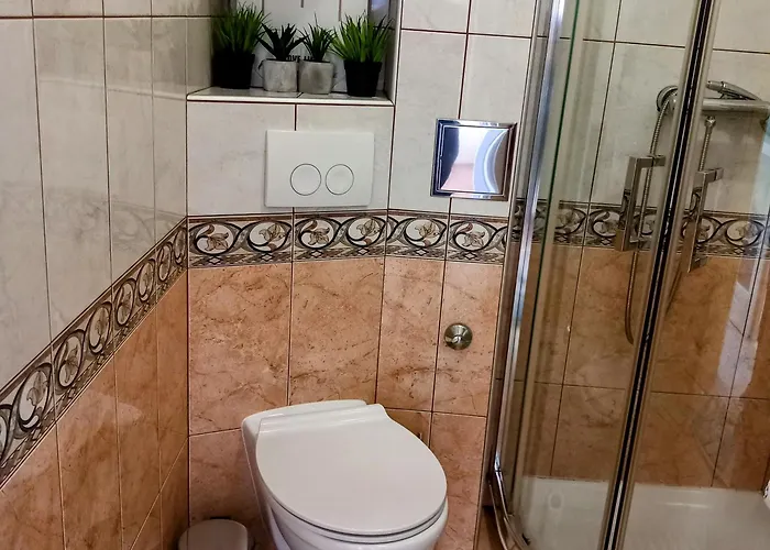 Lilly In With Amazing View غييكا